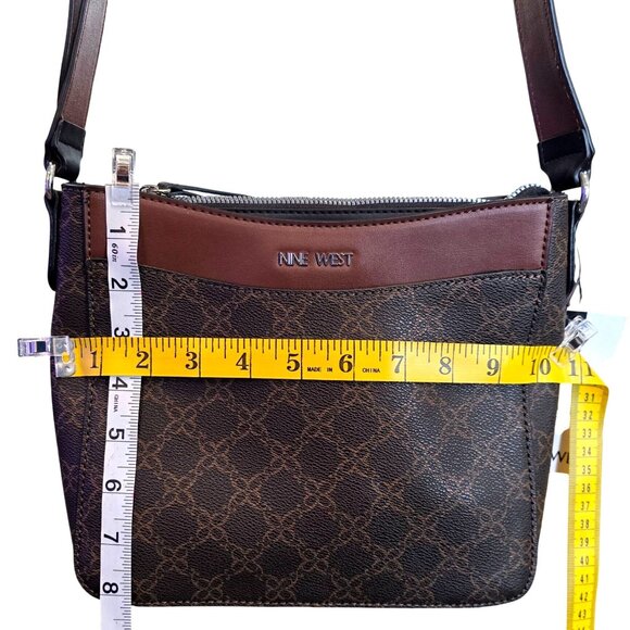 Nine West Brown Crossbody Bag With Adjustable Strap & Zip Closure NWT - Picture 4 of 8